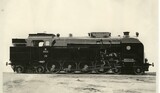 Dvojčitá osobní tendrová lok. ř. 464.0, dodávaná v letech 1933 - 1940,  spřažení 2 ́D 2 ́, kotelní tlak 13 atm, rychlost 90 km/h., indik. výkon 1430 k. s.