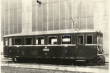 Dvojnápravové motorového vozidla typu M 131.1, postavené v roku 1948. Naftový motor chladený vzduchom s výkonom 155 k, mechanická prevodovka. Váha vozidla plne obsadeného 20,7 t, dĺžka vozidla 12,1 m. Počet sedadiel 48. Najvyššia rýchlosť 60 km/h.